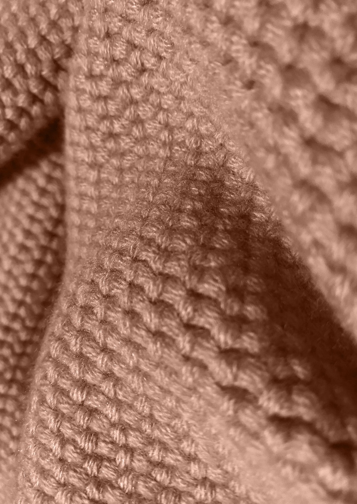 Oyuna knitwear fabric in Pantone Mocha Mousse Color of the Year 2025